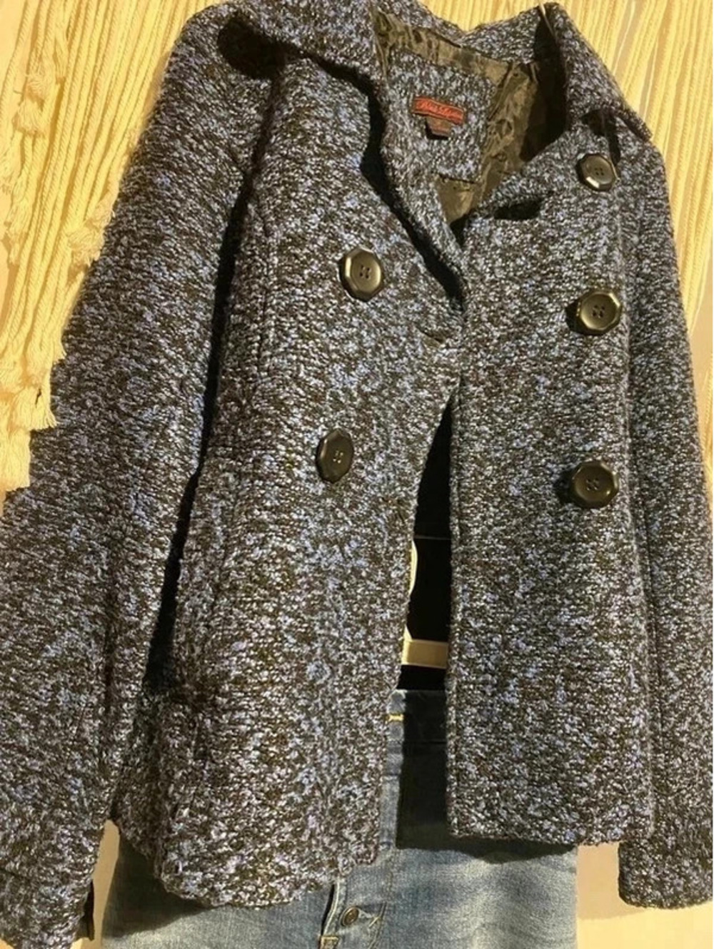 Chan Inspo! Beautifully tailored blazer/jacket